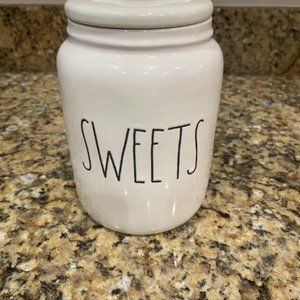 Rae Dunn Baby/Mini Sweets Canister with flat lid
